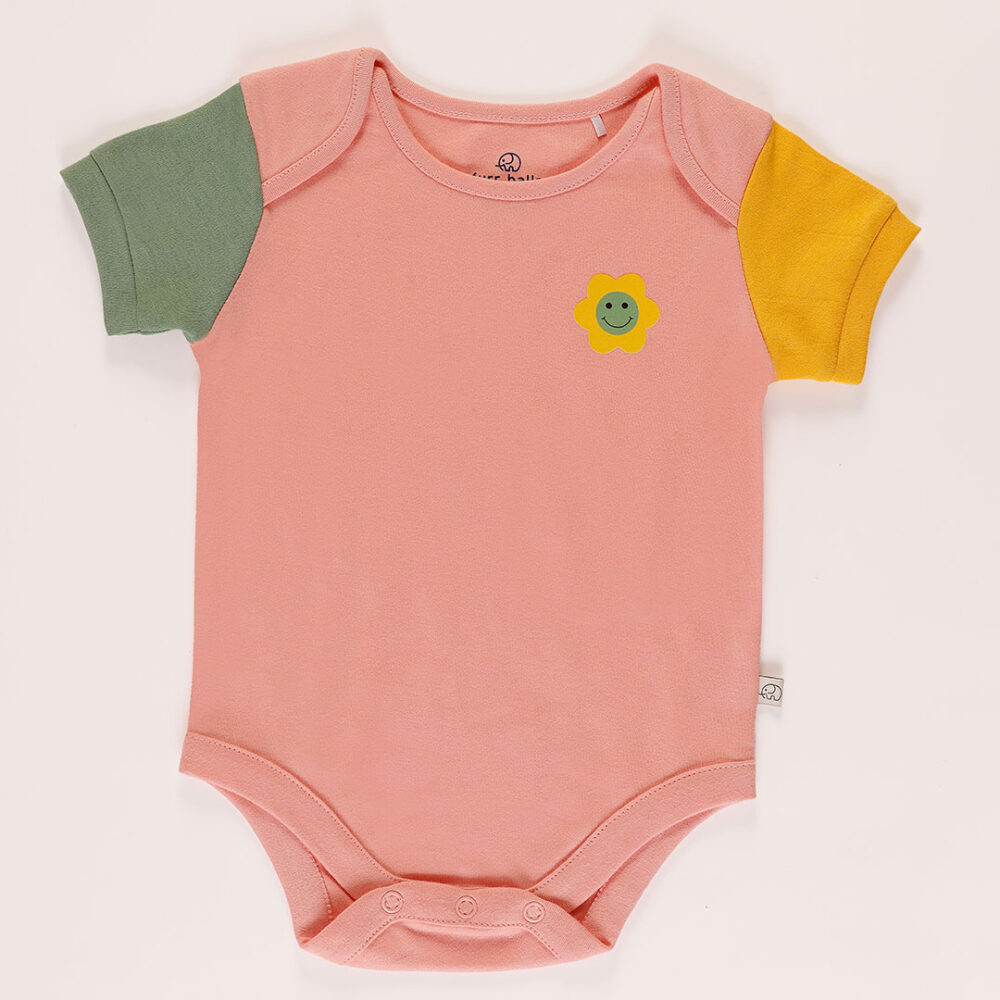 Baby colored short sleeves bodysuit
